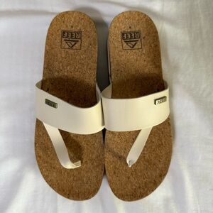 Women's Reef Cushion Sol Hi Platform Sandals Size 8 Ivory Platform Casual Beach